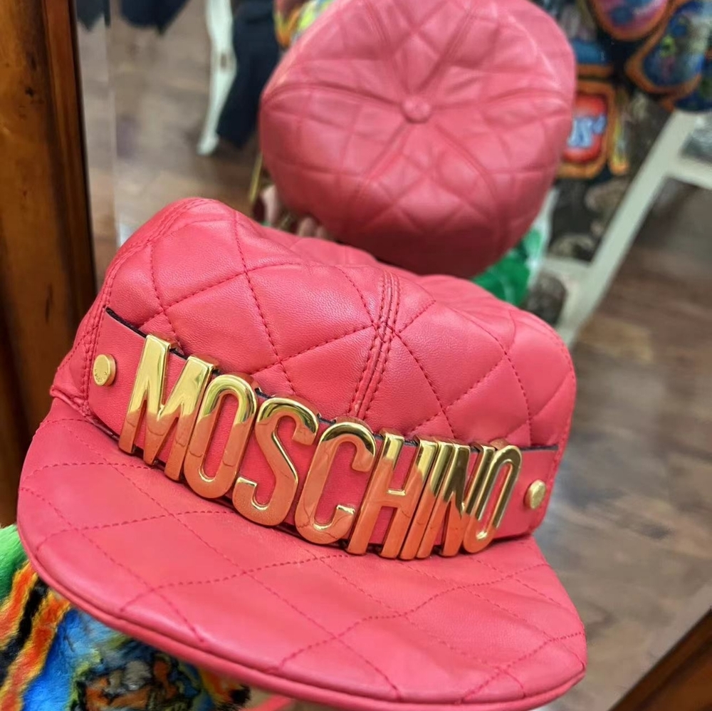 Moschino Cross Body Hat Bag two way bag jeremy scott | Aw20 Moschino Couture